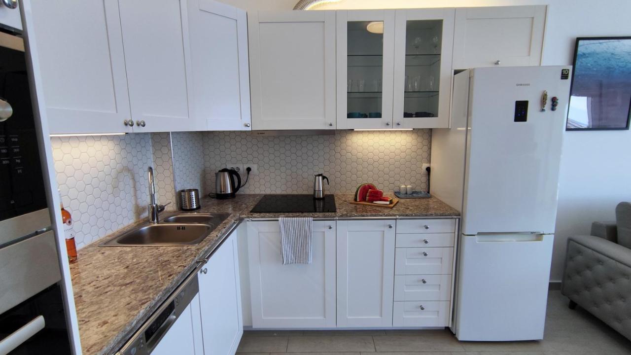Nautilus Apartment Premium Sarande Exterior photo